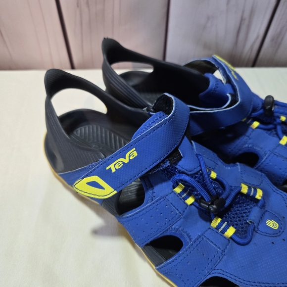 Teva Kids Blue and Yellow Sandals Water Shoes Size 7 - Picture 3 of 6